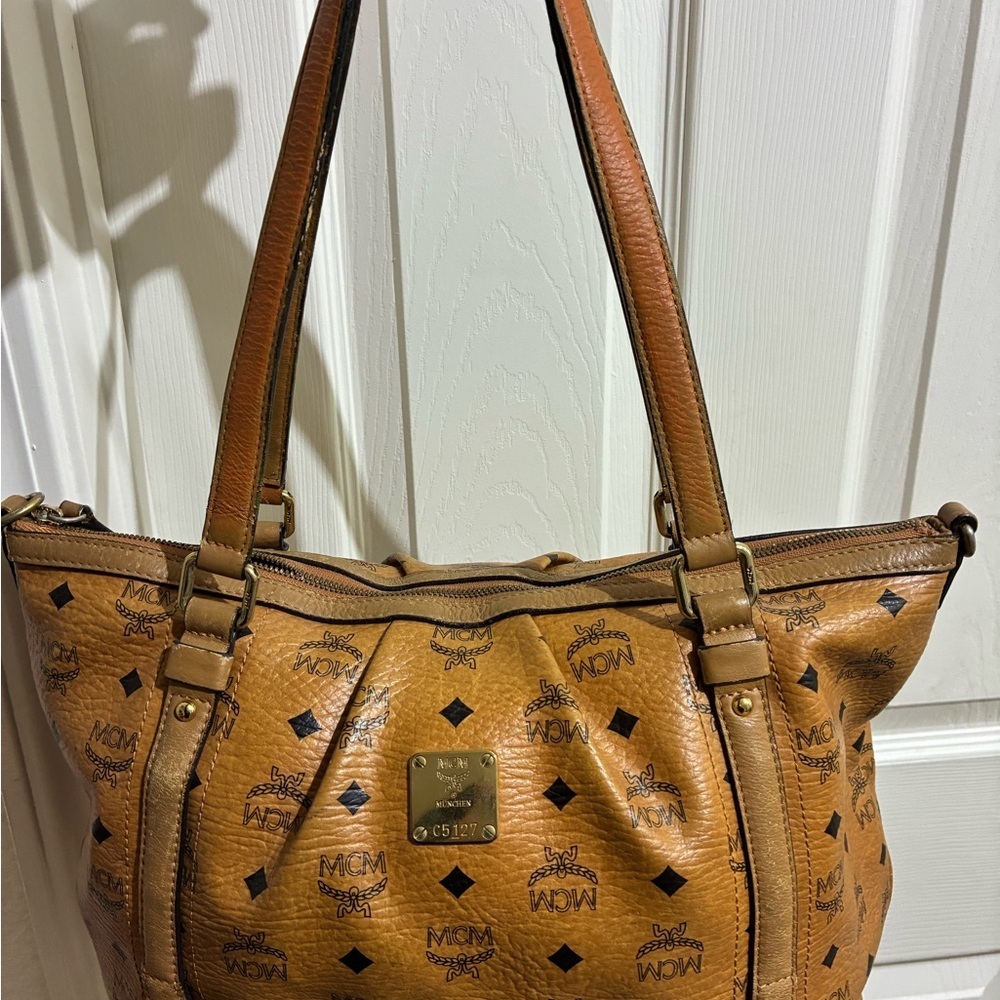 MCM Tan Leather Shoulder Bag - Picture 7 of 7